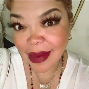 Meet your Posher, Lucero annel